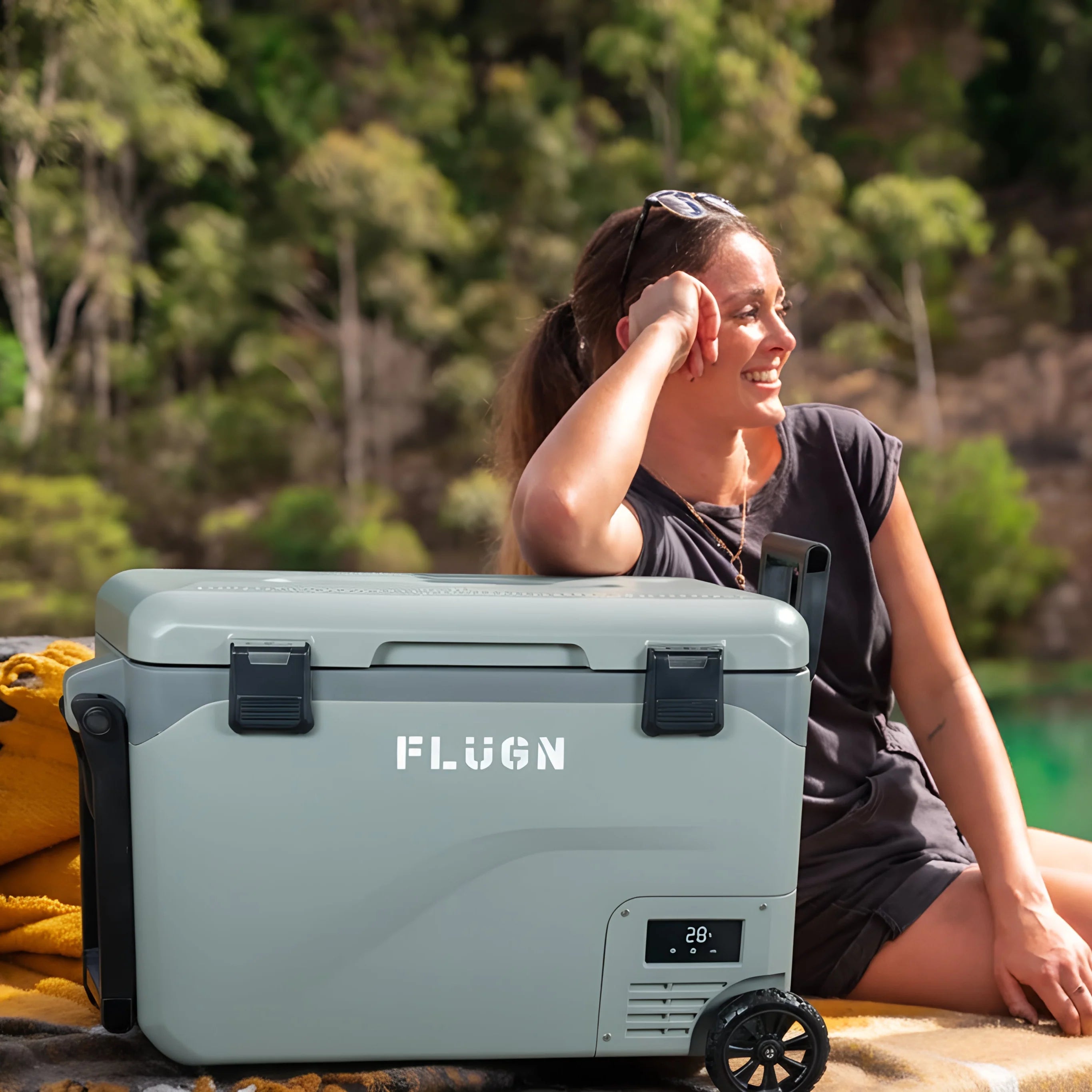 FR42i large capacity portable fridge freezer for extended travel